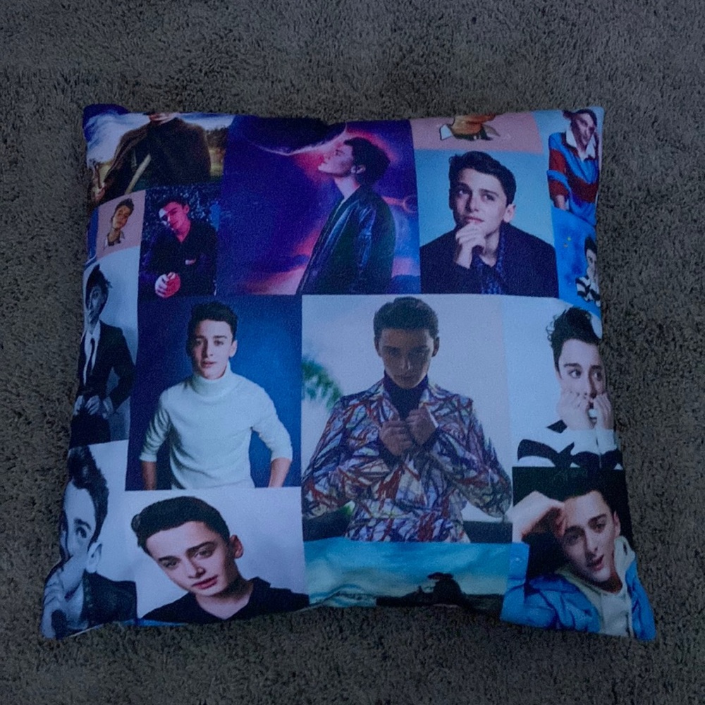 Noah Schnapp Graphics Pillow